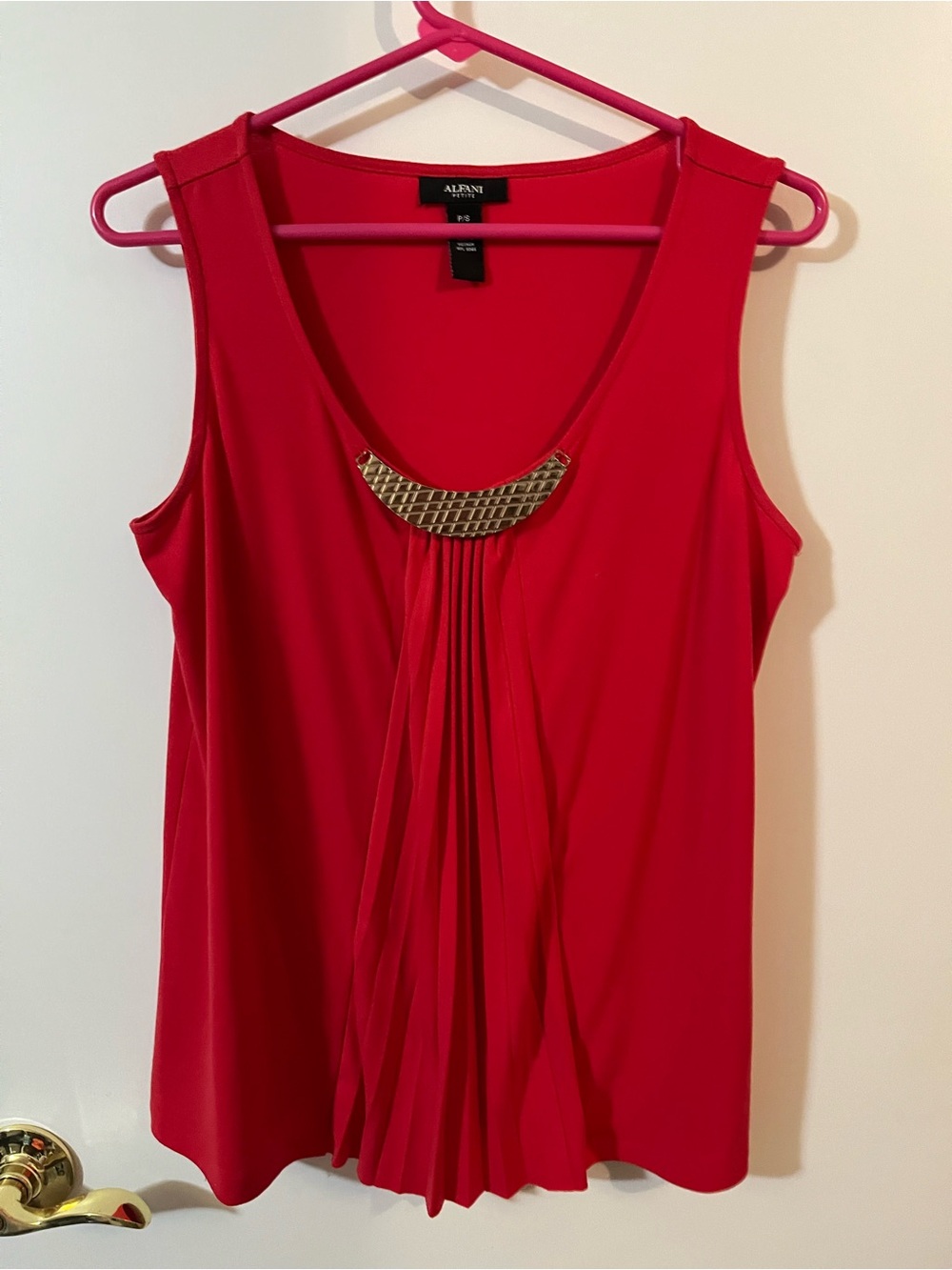 Alfani Red Sleeveless Pleated Front Tank with Gold Accent petite small